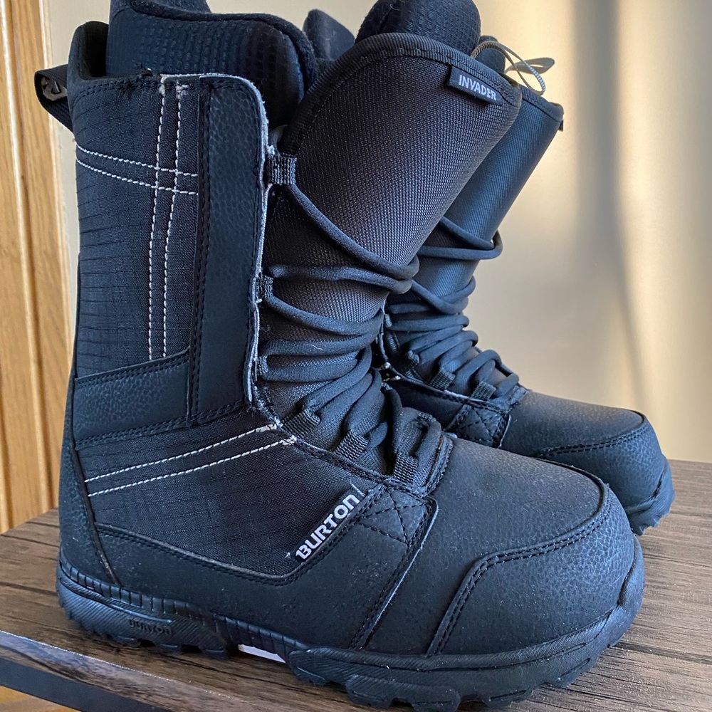 Burton Invader Snowboard Boot - Size 8 Men